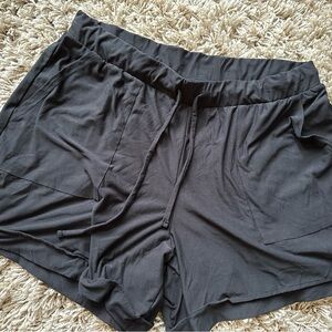 LuLaRoe Jessica Shorts Black Athletic Shorts with Elastic Waistband-XL